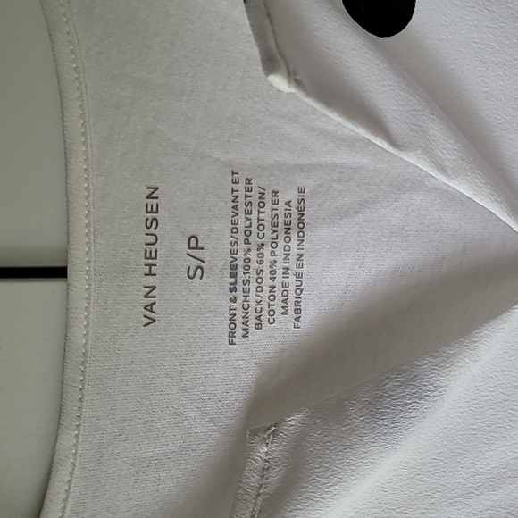 EUC Van Heusen blouse size S/P - Picture 2 of 5